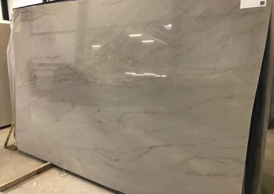 QUARTZITE SKY GOLD POLI